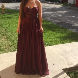 Beautiful red corset dress size 8